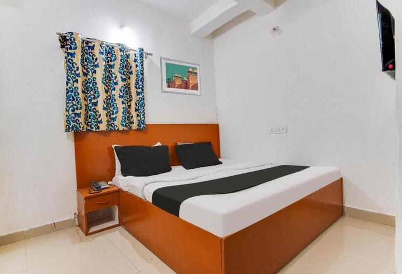 اتاق کلاسیک سه تخته, Oyo Hotel Silver Plaza