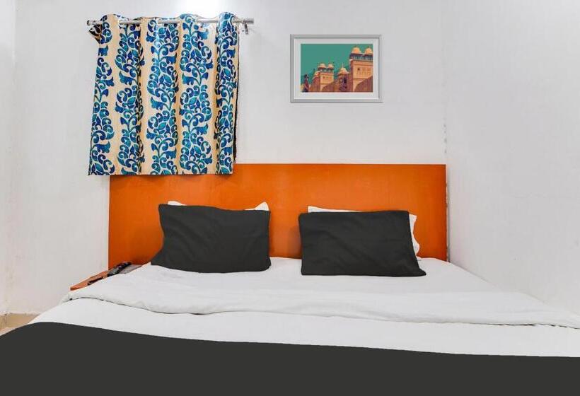 اتاق کلاسیک سه تخته, Oyo Hotel Silver Plaza