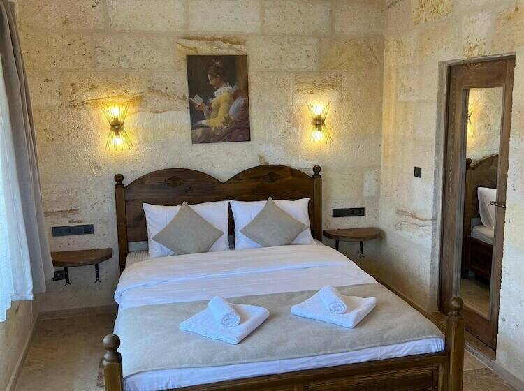 Номер Deluxe, Library Cave House