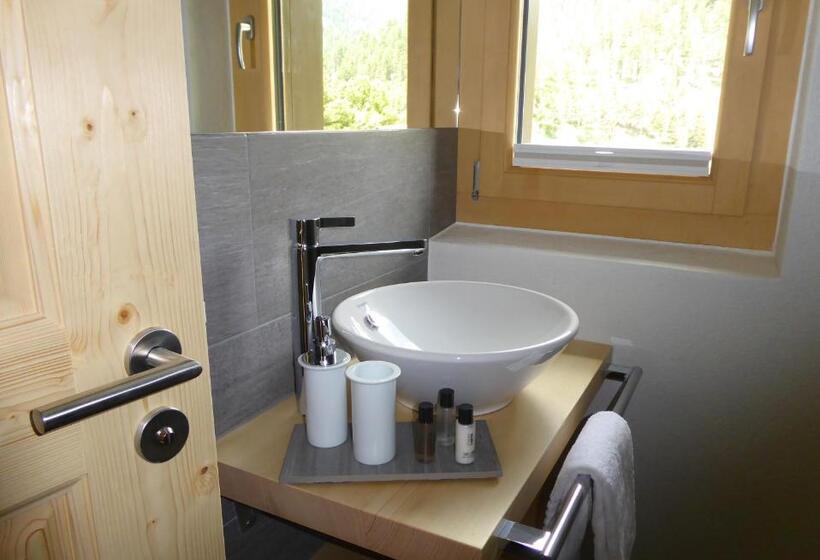 Quarto Estandar Individual, Roseg Gletscher