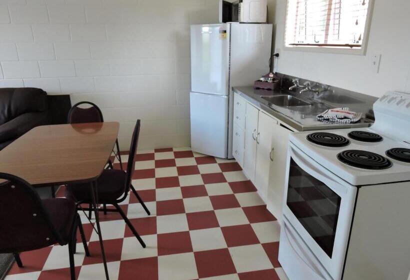 Номер Economy, Maple Lodge Motel