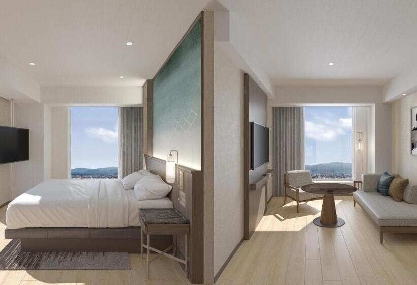 מיטת קינג בסוויטה, Courtyard By Marriott Fukui