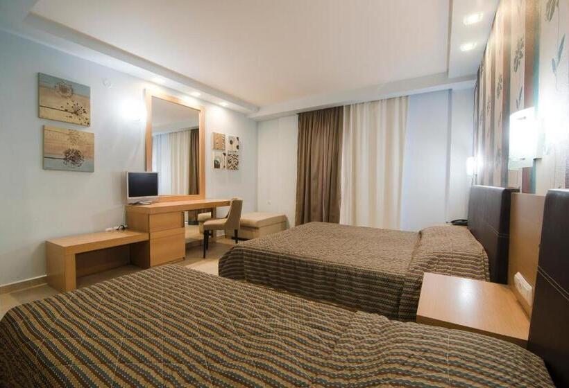 Triple Room Sea View, Mistral