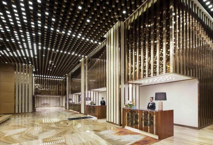 سوئیت با تخت بزرگ, Ramada Plaza By Wyndham Xi An South