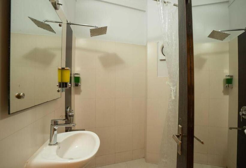 Номер Deluxe, Zostel Delhi