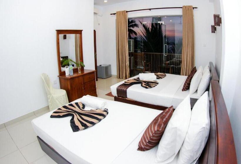 Triple Room Sea View, Dickwella Beach