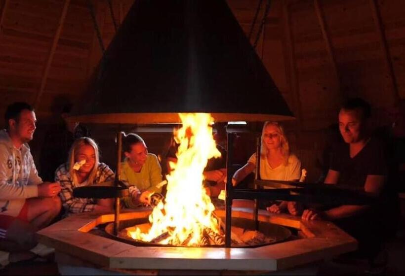 스탠다드 스튜디오, Punkaharju Resort