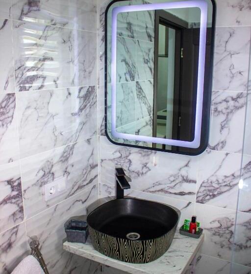 Номер Стандарт, Ami S Home