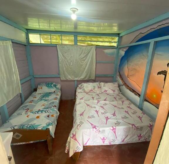 Номер Стандарт Вид на Сад, Wira Hostal