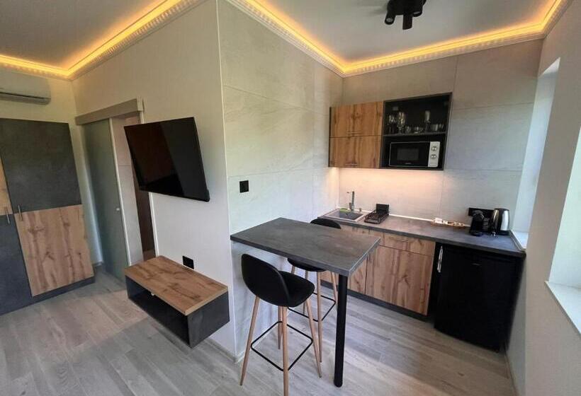 Апартаменты 1 Спальня Вид на Город, Várkapu Apartmanok 2