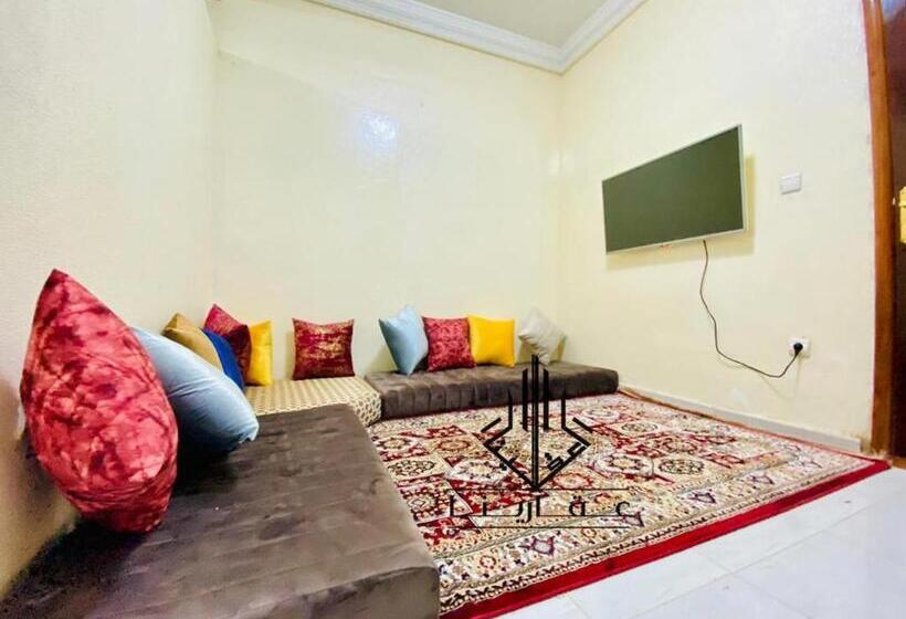 استودیوی لوکس, Grand Plaza