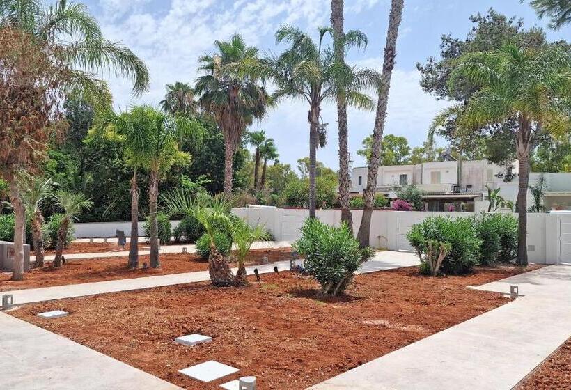 سوییت با چشم‌انداز باغ, Suite Fontanelle Luxury By Salento Affitti