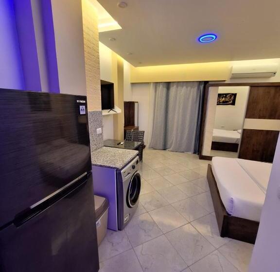 استودیوی استاندارد, Jasmine Home Vacation