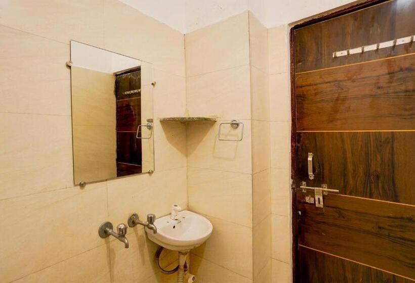 Трехместный Номер Классика, Oyo Hotel Twilight Terrace