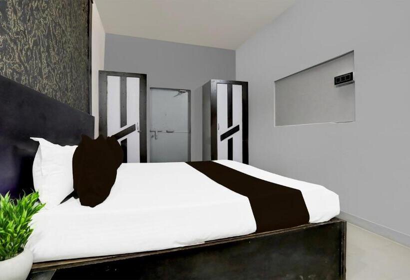 اتاق اکونومی, Spot On Hotel Jashn Inn