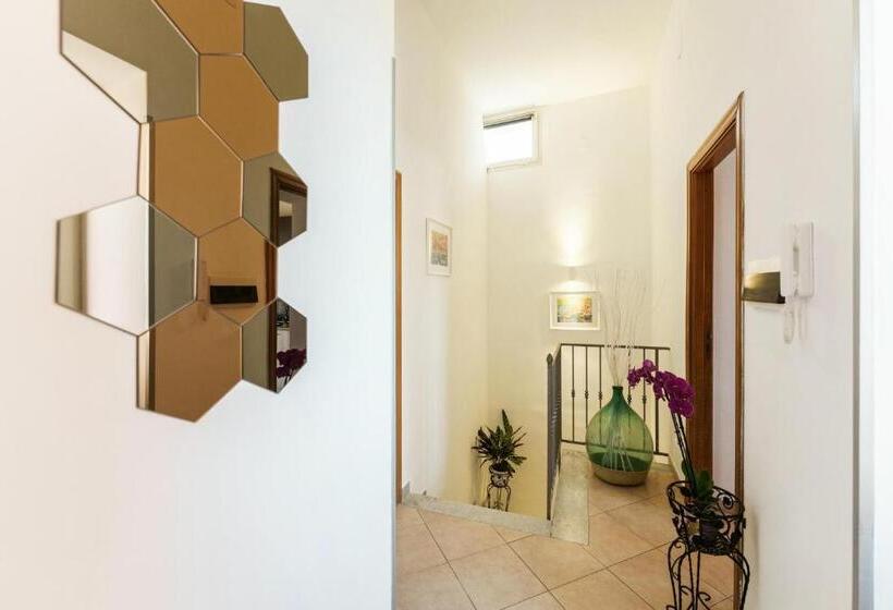 Apartamento 1 Dormitório com Terraço, Villalbe