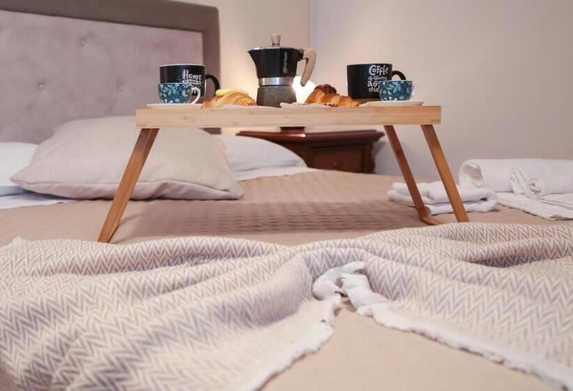 اتاق استاندارد با سرویس بهداشتی مشترک, Guest House Bagnolo