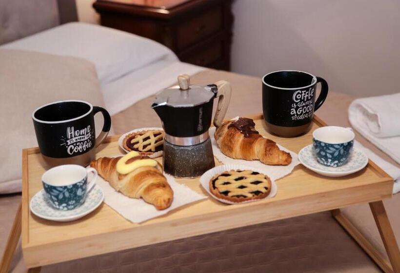 اتاق استاندارد با سرویس بهداشتی مشترک, Guest House Bagnolo