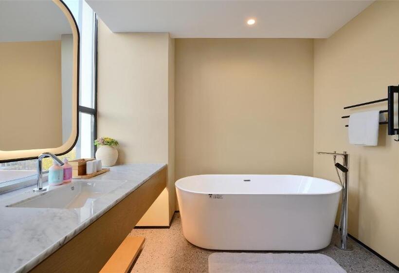 سوییت با چشم‌انداز باغ, Blossom House Suzhou