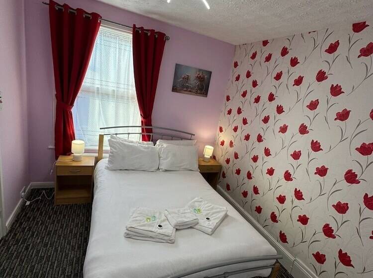 اتاق استاندارد, The Paradise Guest House