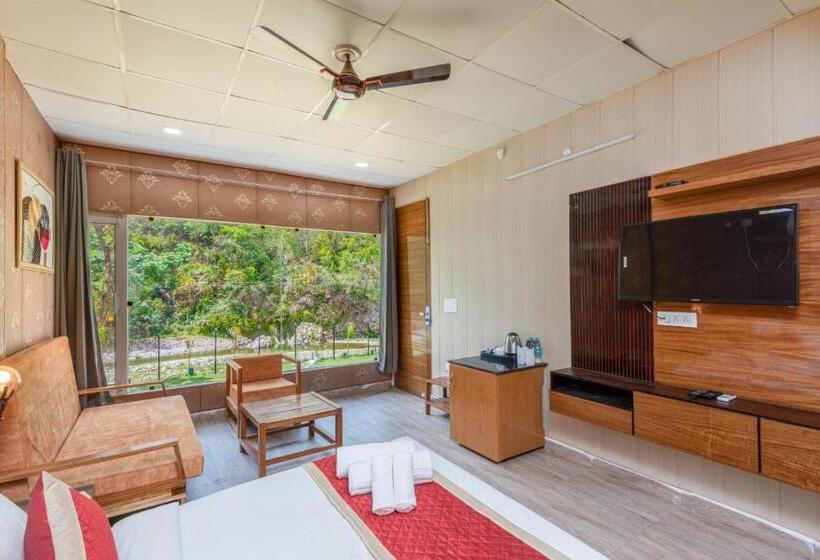 带河湖景观的套房, Sukham Raasa River Resort & Spa By Lawrence Hotels