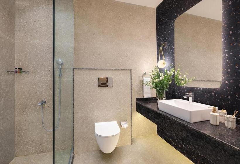 Номер Deluxe с Балконом, Am Hotel Kollection, Meerut