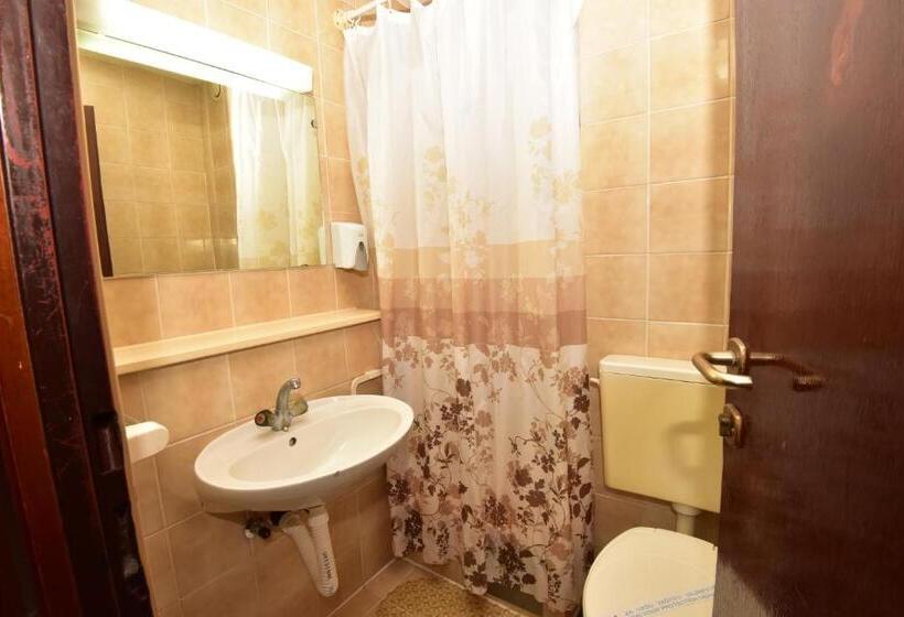 استودیوی لوکس, Apartments Jat Kopaonik