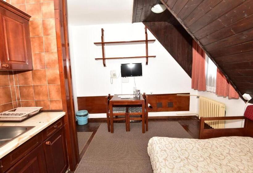 استودیوی لوکس, Apartments Jat Kopaonik