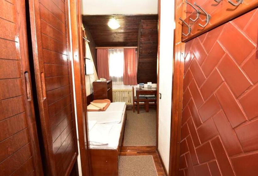 استودیوی استاندارد, Apartments Jat Kopaonik