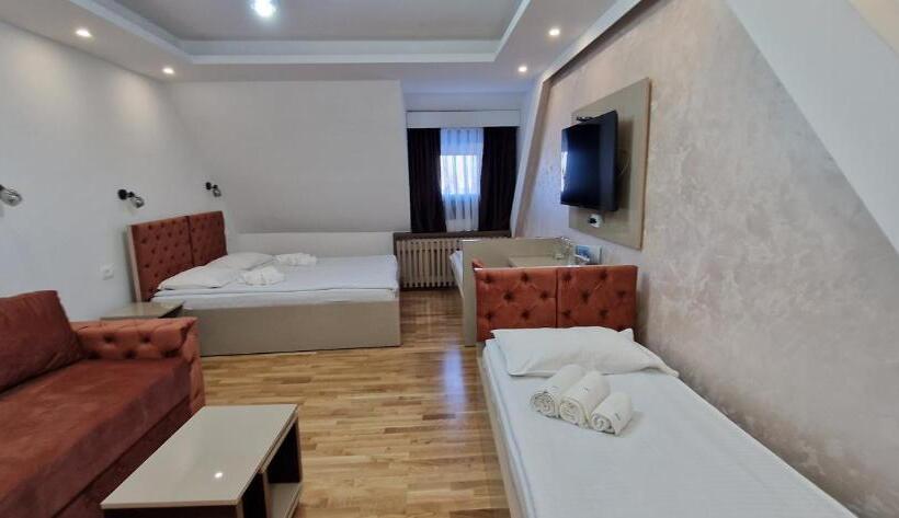 استودیوی سوپریور, Apartments Jat Kopaonik