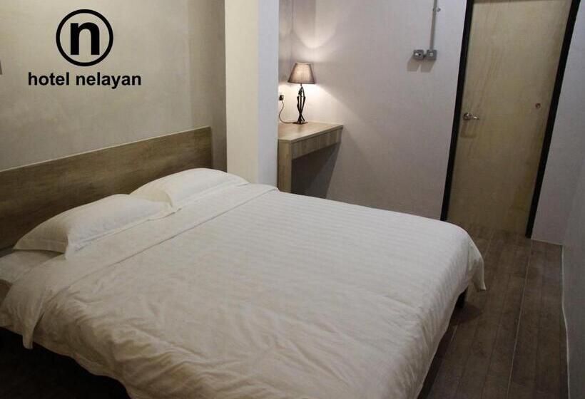 اتاق لوکس با تخت بزرگ, Nelayan