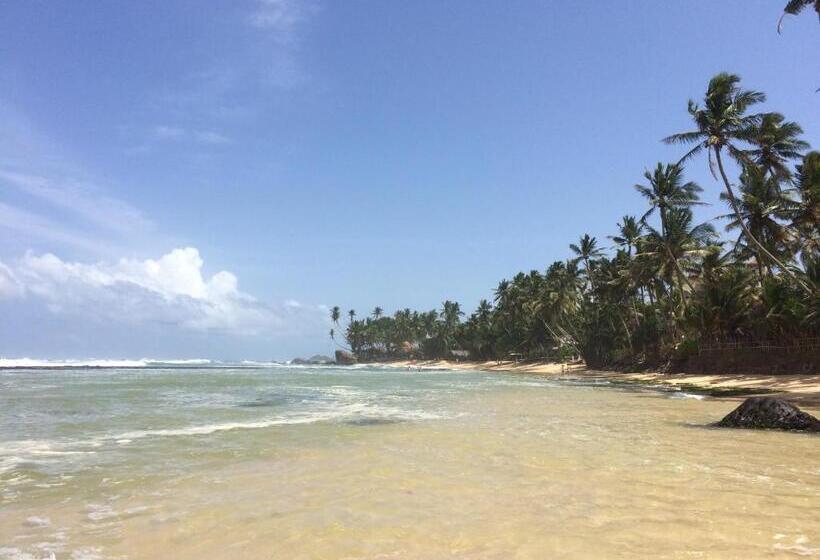 Вилла 3 Спальни, Villa Kaetana Lanka Unawatuna
