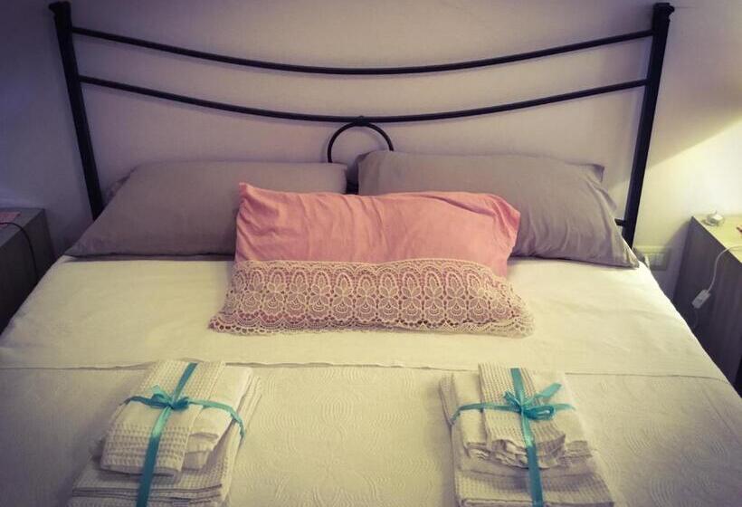 Standard room with outdoor bath, B&b Maison Civico 13