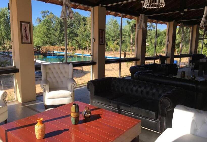 Четырехместный номер Премиум, La Delfina Island Resort