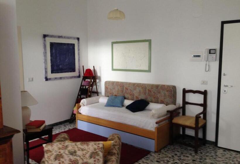 Люкс с Видом, A Casa Di Ilaria