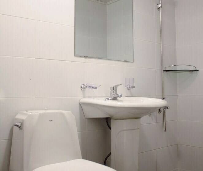 اتاق خانوادگی, Mini Hotel Insa