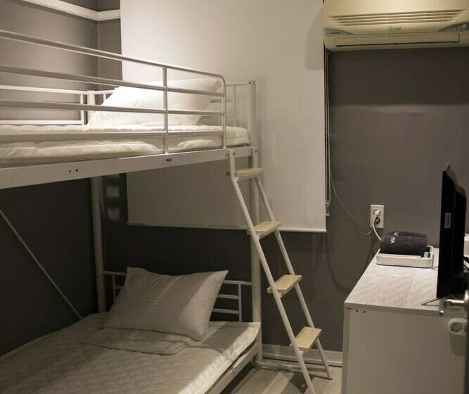 اتاق استاندارد, Mini Hotel Insa
