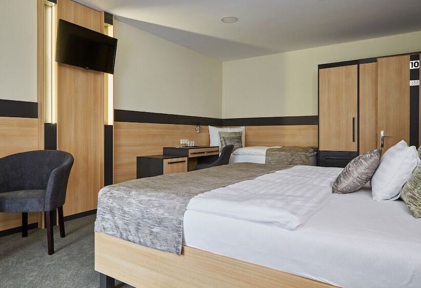 Quarto Superior, Gold House Pension