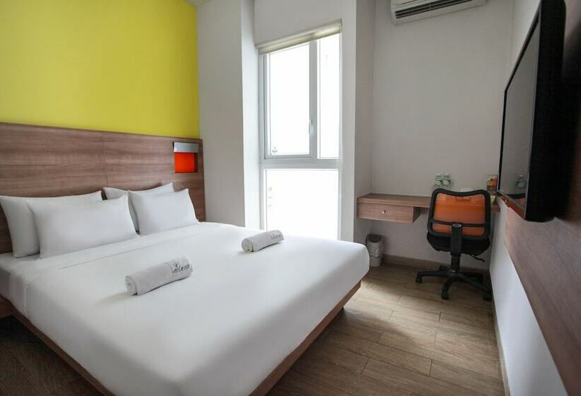Номер Economy, Legreen Suite Kuningan