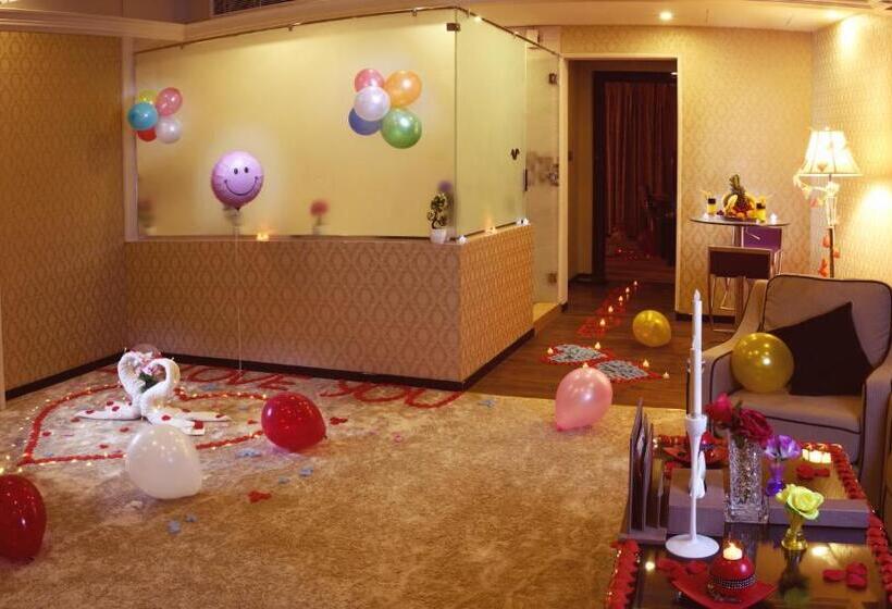 Suite, Garden Plaza