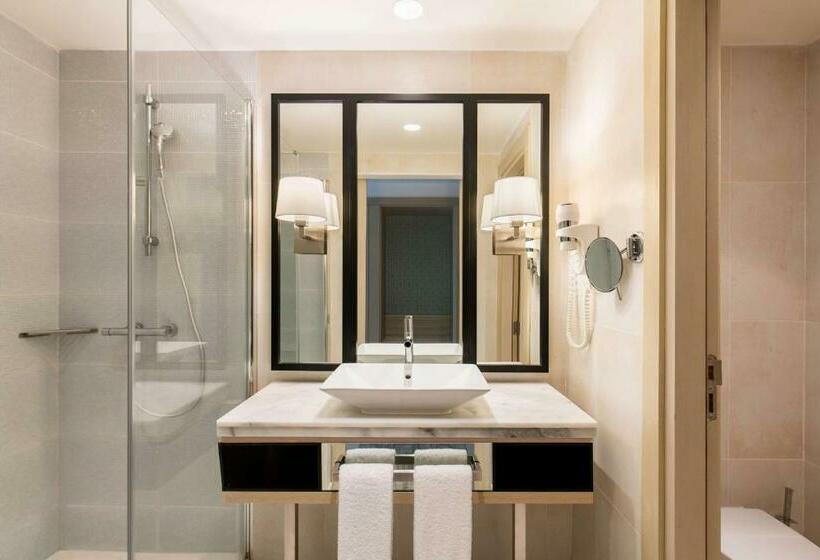 Номер Premium Боковой Вид на Море, Radisson Blu Resort Saidia Beach