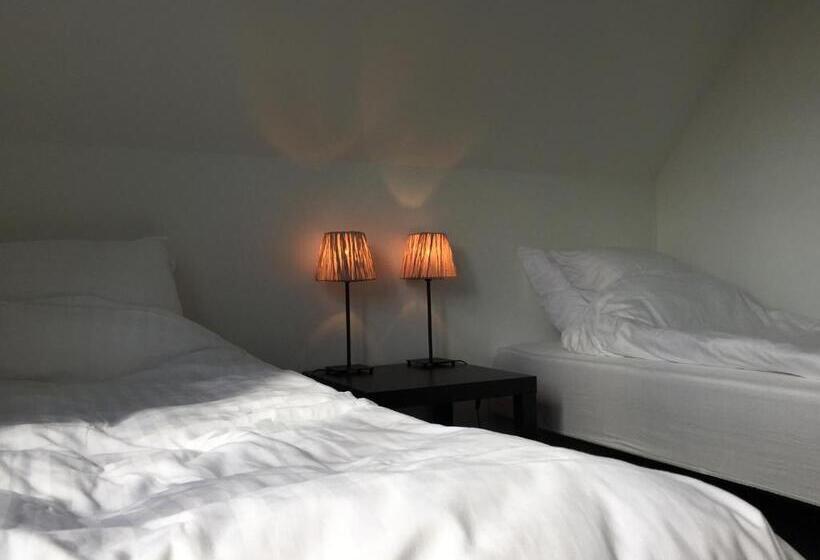 Habitación Estándar, Close But Quiet