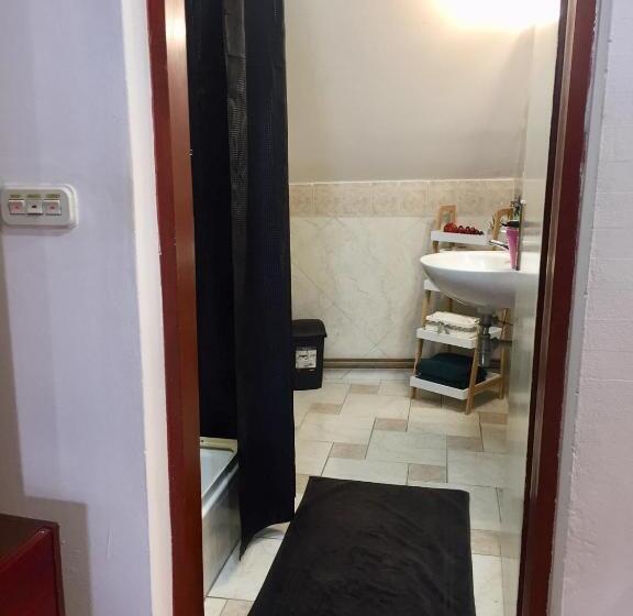 Апартаменты 1 Спальня, Hostel Lega House