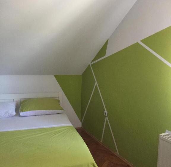 Четырехместный Номер Deluxe, Hostel Lega House