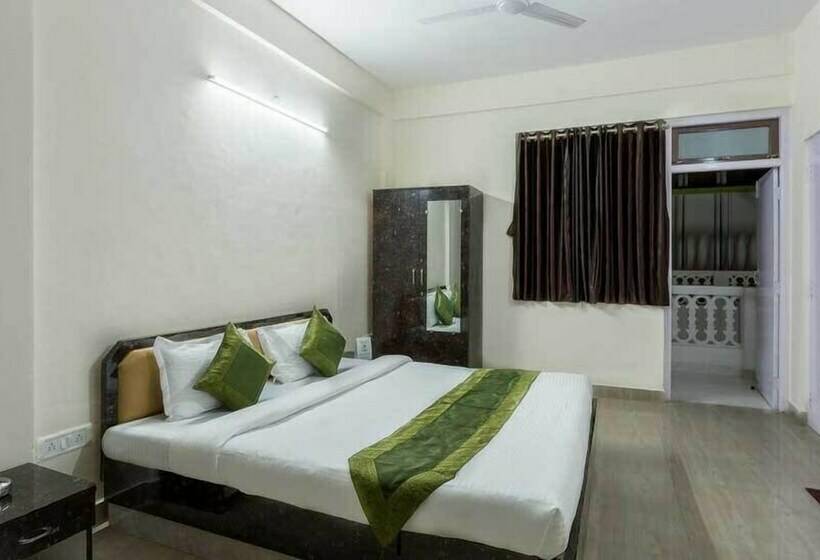 اتاق کلاسیک, Blossom Resort Goa