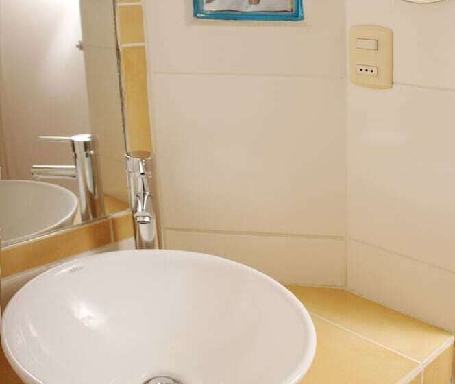 家庭间, Hostal Rio Amazonas
