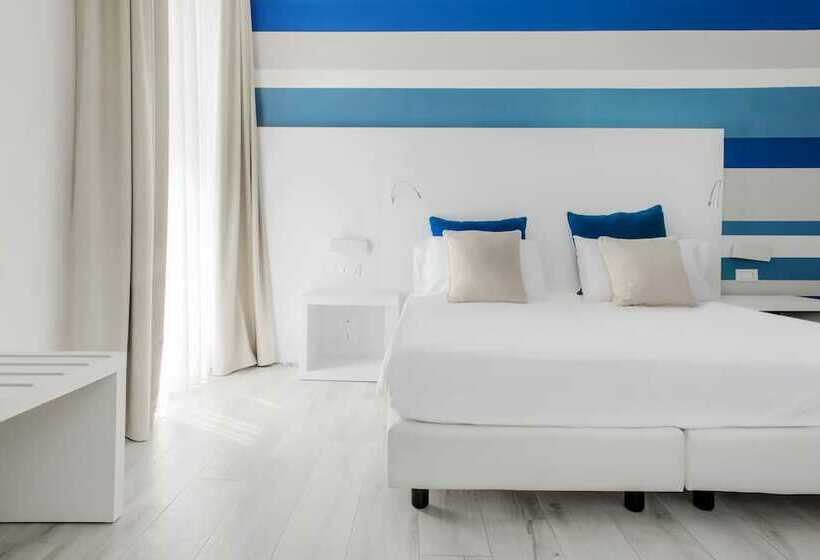 Номер Стандарт Вид на Море с Балконом, Marina Di Petrolo Hotel & Spa