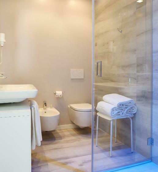 Трехместный Номер Стандарт с Балконом, Marina Di Petrolo Hotel & Spa