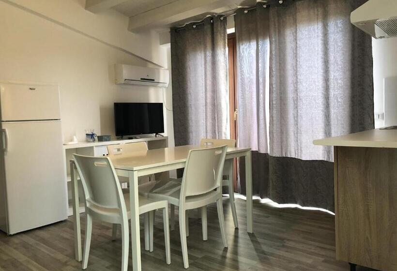 Студия Стандарт Вид на Море, Marina Di Petrolo Hotel & Spa