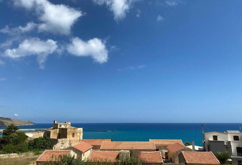 Студио Superior Вид на Море, Marina Di Petrolo Hotel & Spa